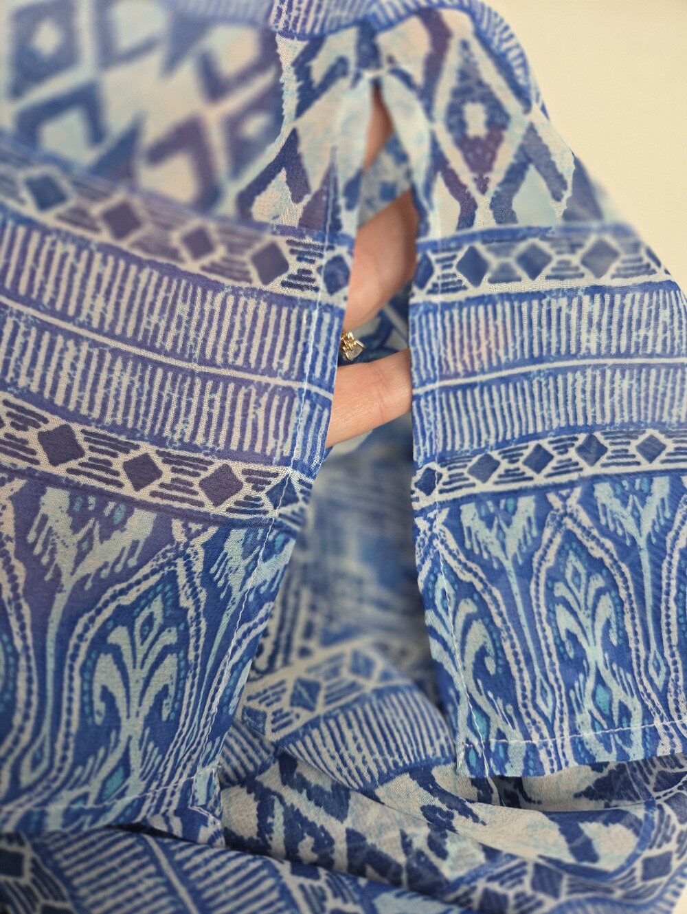 Chico's Blue Seaside Chiffon Embellished Tunic Size 2 Women's 12-14 - Picture 4 of 12